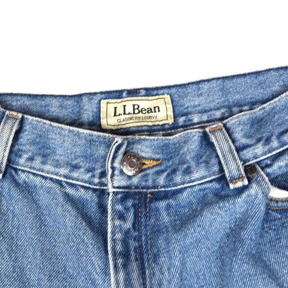 LL Bean Women's Curvy Classic Fit Light Wash Mom Jeans 90's Size 12 M/T - Picture 3 of 7